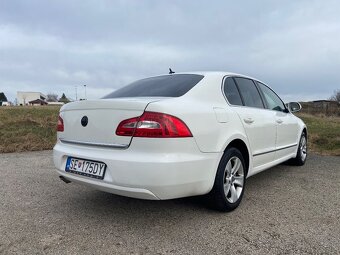 Superb II 2.0TDI 103kw DSG - 11