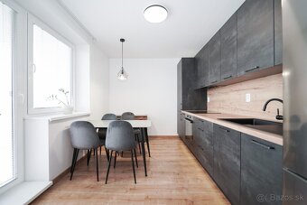 NA PRENÁJOM EXLUZÍVNY NADŠTANDARDNÝ 2 IZB BYT - ŠAMORÍN - 11