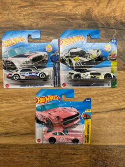 Hot Wheels Ferrari , Mercedes, Bmw , Honda - 11