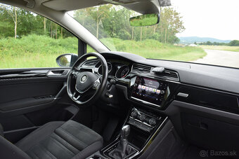 Volkswagen Touran 1.6 TDI 85 kW DSG – 7 miest - 11