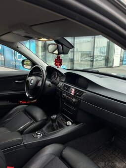 BMW e91 facelift - 11