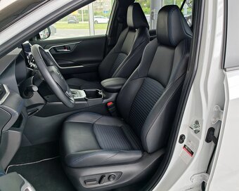 Toyota RAV4 Selection, 2.5 HEV, 131 kW, 4x4 //AJ NA SPLÁTKY - 11