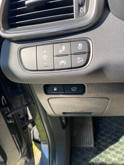 KIA SORENTO - 11
