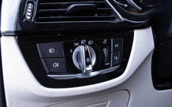 BMW Rad 5 520d xDrive 140kW automat - 11