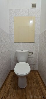 Predám 2-izbový byt v centre Topoľčian – 64 m², balkón, výťa - 11