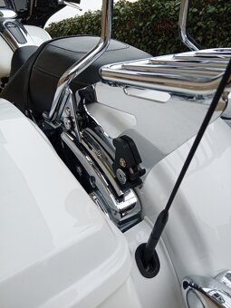Harley - Davidson FLHXS Street Glide - 11