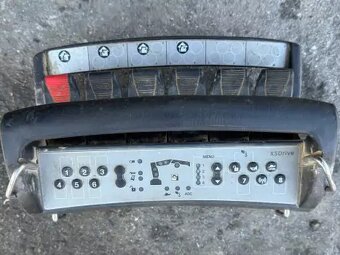 IVECO TRAKKER Sklápač + HDS + PILOT 8x4 TOP STAV - 11