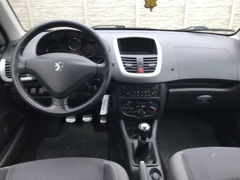 Peugeot 206+ 1.4 legend - 11