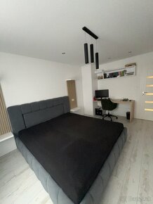 Prenájom luxusného 2,5 izbového bytu - 11