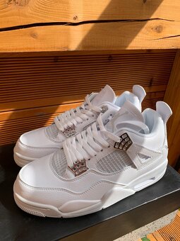 Jordan 4 Retro Pure Money - 11