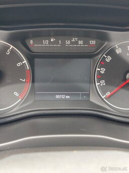 Opel Corsa E 1.4 66kW 2018 Automat + VYLEPŠENÁ ZIMNÁ SADA - 11