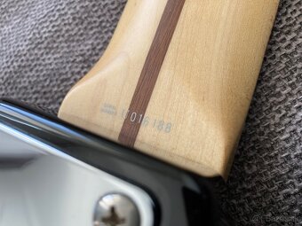 Fender Jazz bass Japan - 11