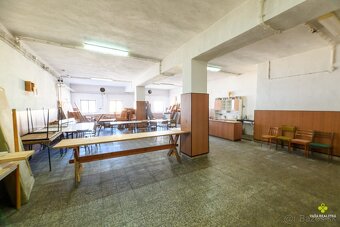 NA PREDAJ – Priemyselná hala v uzavretom areáli - 11