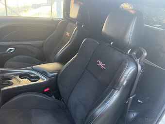 Dodge Challenger 6.4 - 11