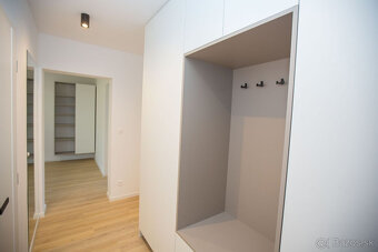 NA PREDAJ 3-iz.byt Ružinov-TEHLA NOVÁ REKONŠTRUKCIA - 11