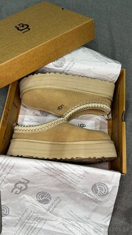 UGG Tazz Mustard Seed - nové, nenosené - 11
