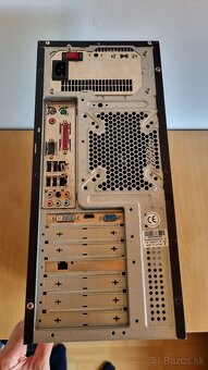 Počítač AMD Athlon 4450e, 2GB RAM, HDD 300 GB - 11
