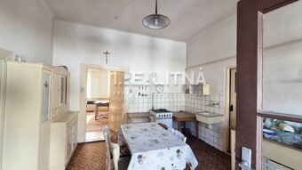 RODINNÝ DOM PRIAMO NA Ul. SOKOLSKEJ, 181M2 - 11