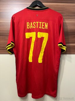 Rôzne futbalove dresy - 11