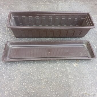 Črepníky, zakoreňovače - 11