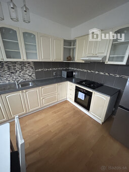 PRENÁJOM - MODERNÝ 3 IZBOVÝ BYT HLINY POVAŽSKÁ BYSTRICA - 11