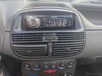 Fiat Punto Sporting 1.2 i 16V  6 rýchlosti Topí TOP Stav - 11