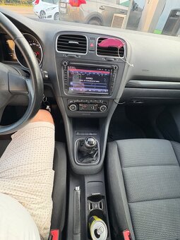 Vw golf 6 benzín 2012 - 11