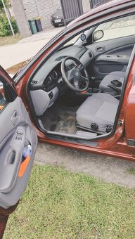 Nissan Almera 1, 5benzín 72kw klíma 5q manuál - 11