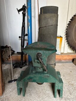 Traktor Zetor 6911 + pluh, kombinator, vlečka, štiepačka - 11