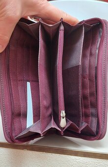 predam original uplne nove penazenky Mandarina Duck - 11