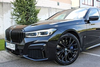 BMW Rad 7 740d xDrive A/T - 11