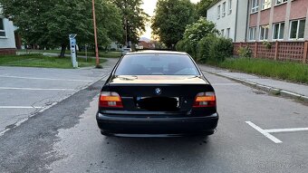BMW - 11