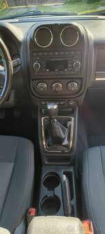 JEEP Patriot s pohonom 4x4 (RV 2011) - 11
