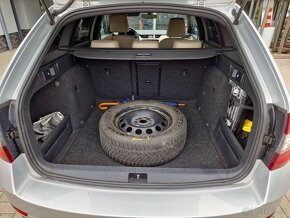 Predám Škoda Octavia Combi 2.0 TDI Style 2019 manuál - 11