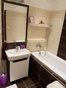 Zrekonštruovaný 3 izbový byt, 78 m2, garáž, záhrada, Galanta - 11