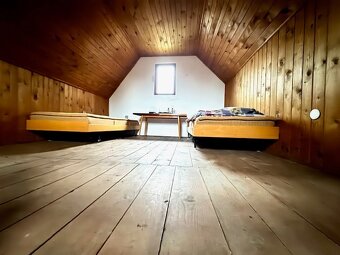 Na predaj chata s 5 ár pozemkom pri mŕtvom ramene Nitry - 11