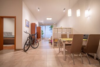 PRENÁJOM 2 izbový byt 75 m² Five Star Residence, Staré Mesto - 11