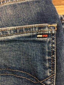 TOMMY HILFIGER originál dámske rifle S - 11