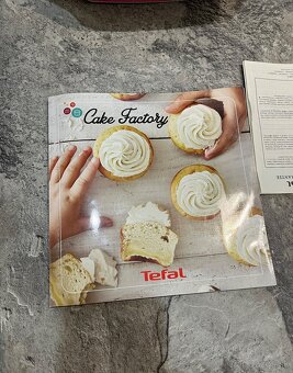 Tefal Cake Factory kreatívne pečenie nové kuchynský pomocník - 11