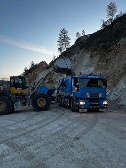Autodoprava s hydraulickou rukou - 11