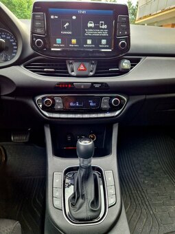 HYUNDAI I30 - 11