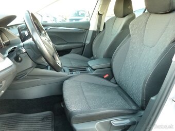 Škoda Octavia Combi 2.0 TDI SCR Style - 11