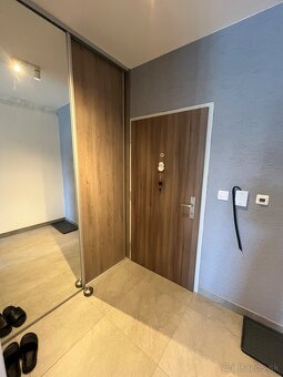  BEZKONKURENČNÁ CENA  Predaj kompletne zariadeného 2-i - 11