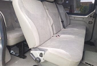 Renault Trafic Passenger 2.0 dCi 115k Automat A6 - 11