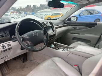 Lexus LS 600hL • 2008 • 4x4 • TOP VÝBAVA - 11