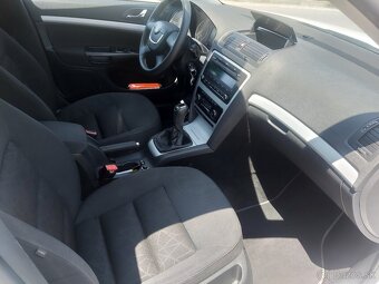 Škoda Octavia Combi 1.8 TSI Elegance - 11