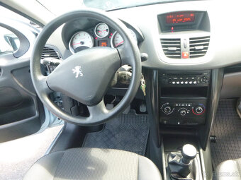 Peugeot 207 1,4i 16v 2010 - 11