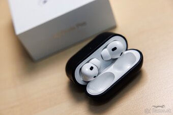 Apple AirPods Pro 2 - 11