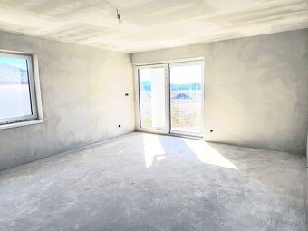 Novostavba neďaleko Šútovských vodopádov - 11