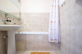 3-izbový byt s výbornou dispozíciou - sídlisko Hájik - 11